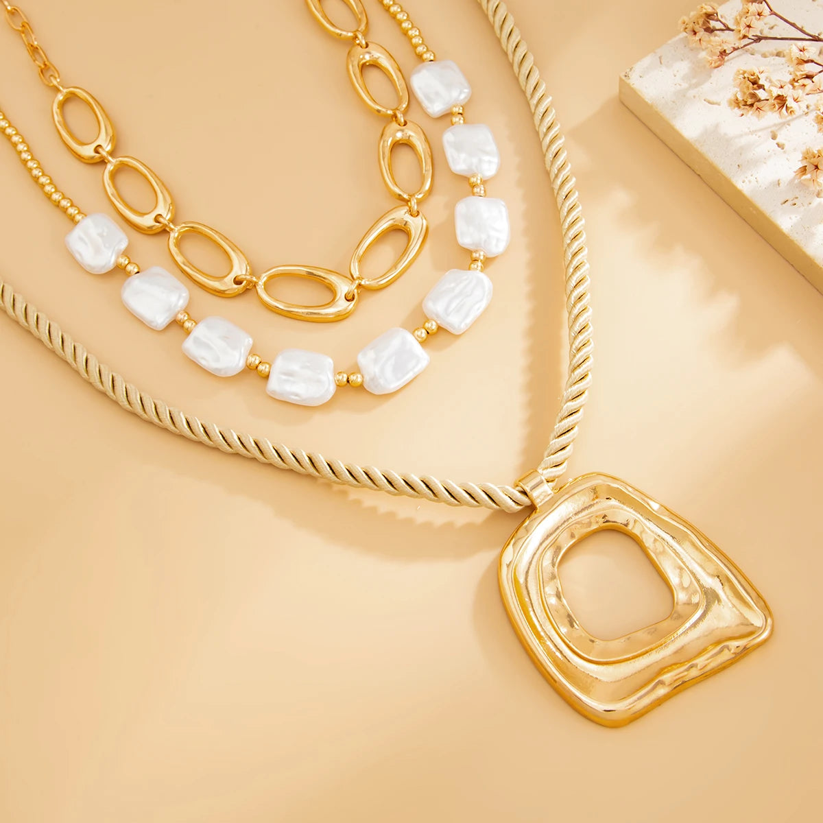 Salircon 2 Styles Creative Irregular Big Square Pendant Necklace Women Punk Exquisite Imitation Pearl Choker Aesthetic Jewelry