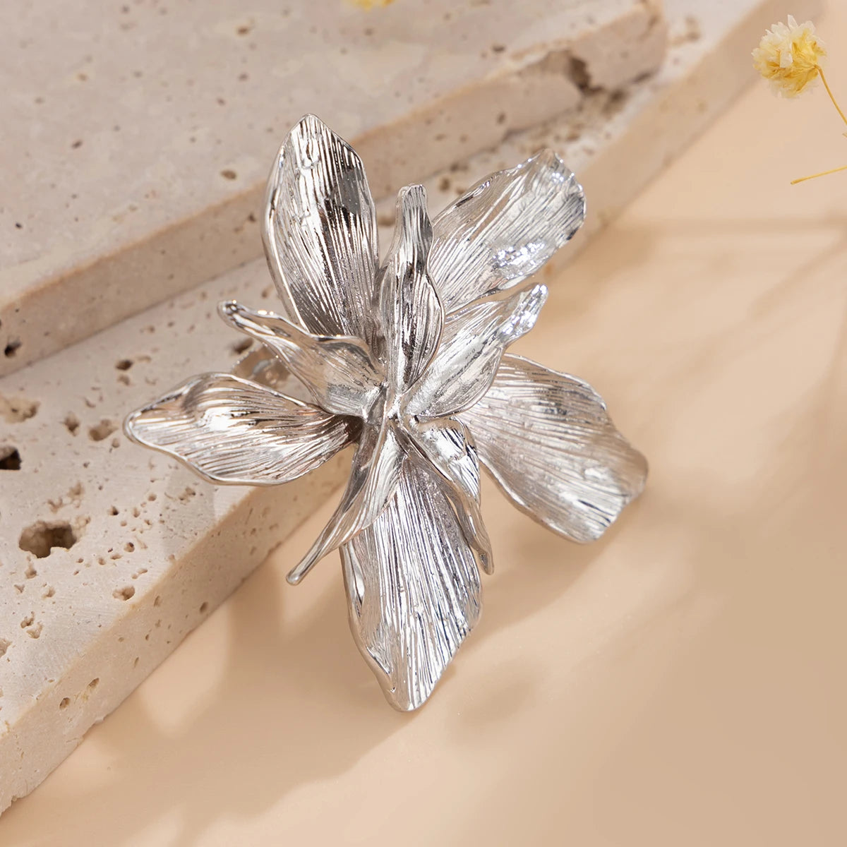 Salircon 2025 Personality Design Double Layered Metal Flower Ring for Women Trend Punk Party Adjustable Ring Ladies Jewelry Gift