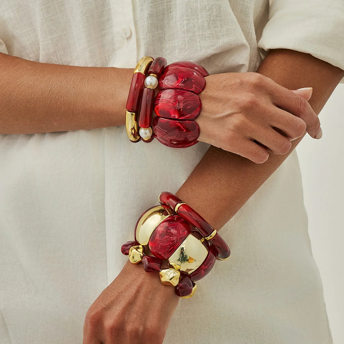 Salircon 6 Style Vintage Red Resin Acrylic Bracelets for Women Punk Splice Metal Tube Beaded Handmade Bangles Aesthetics Jewelry