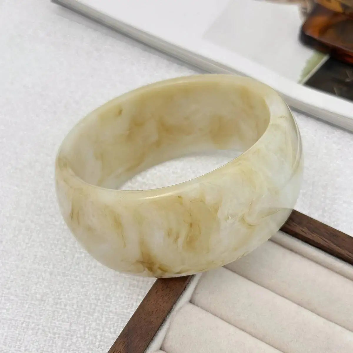 Salircon 2025 Bohemian Stacking Resin Bangles Women Trendy Irregular Geometric Chunky Cuff Bracelets Charm Couple Jewelry Gifts