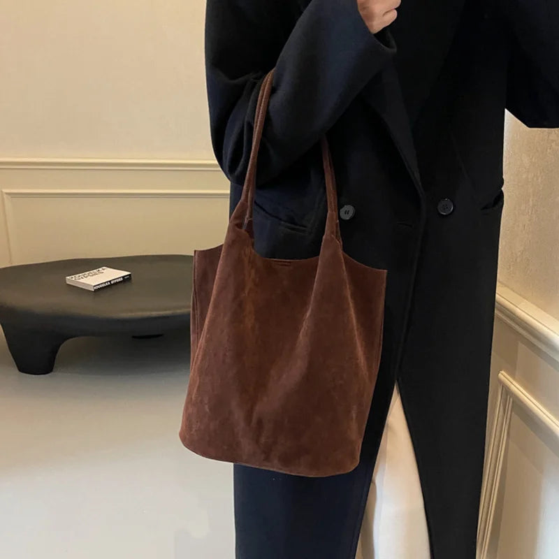 Retro Women's Suede Shoulder Bag New Solid Colors High Capacity Casual Tote Zippered Versatile Sewing Thread for Crafting