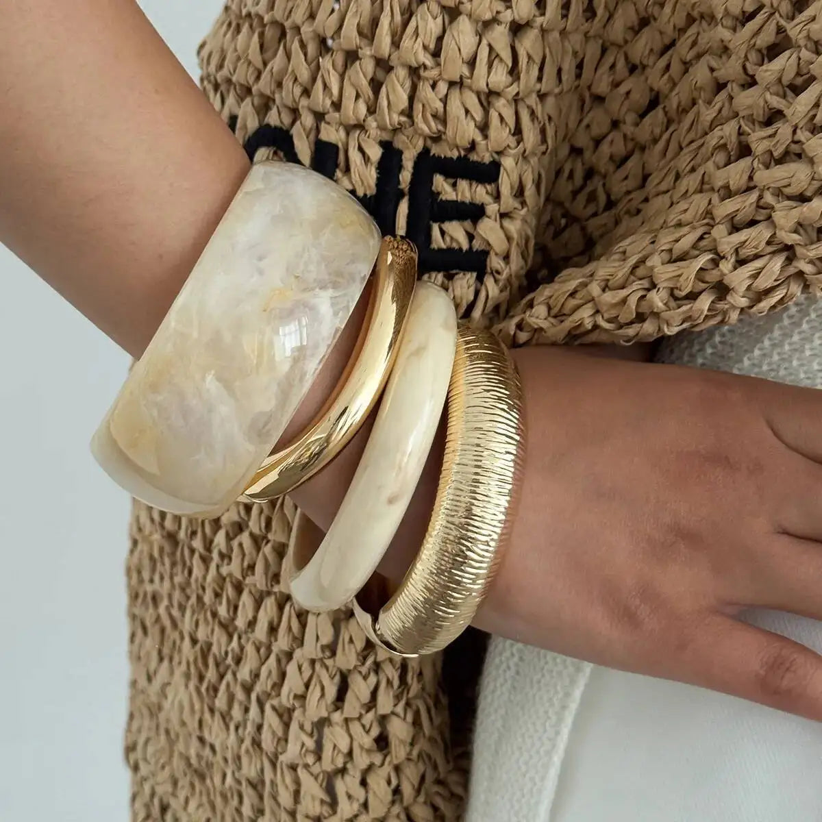 Salircon 2025 Bohemian Stacking Resin Bangles Women Trendy Irregular Geometric Chunky Cuff Bracelets Charm Couple Jewelry Gifts