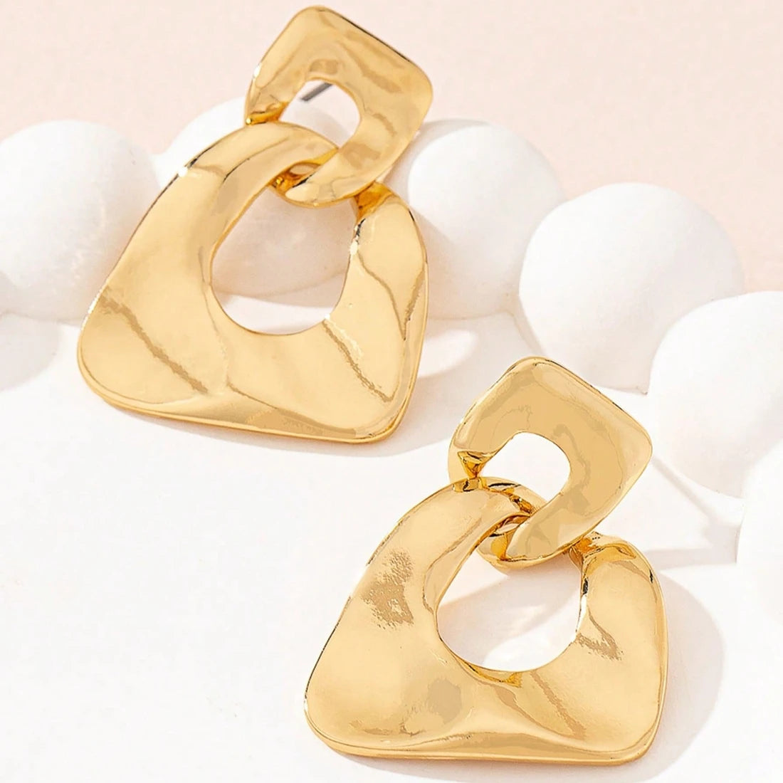 Women's Fashion Earrings, Simple and Versatile Geometric Smooth Irregular Earrings, Suitable for Daily Wear