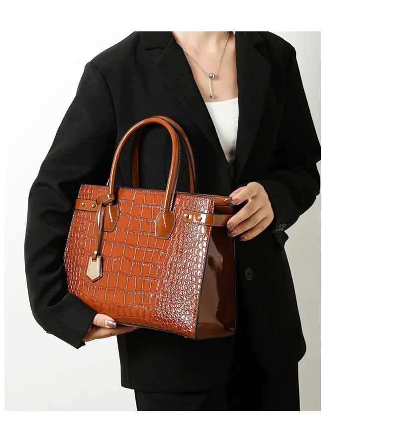 Retro Ladies Three-piece Set Mother-daughter Crossbody Bag Crocodile Pattern Texture Single-shoulder Hand-held Diagonal Bag
