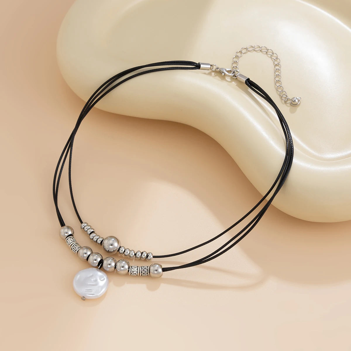 KunJoe Vintage Multilayer Leather Rope Chain Beaded Choker Short Necklace Women Ethnic Imitation Pearl Pendant Necklace Jewelry
