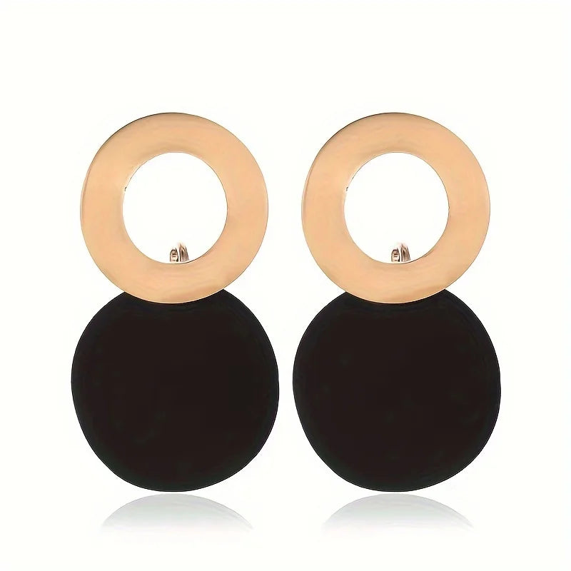 A Pair of Women's Earrings Wave Pattern Geometric Round Disc Stud Earrings Suitable for Daily and Vacation Wear