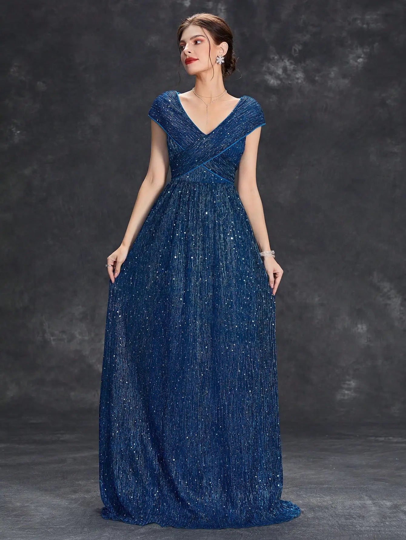 Mgiacy V-neck bag Rotator sleeve punch vertical strip mesh A full skirt Evening gown ball dress Party dress Bridesmaid dress