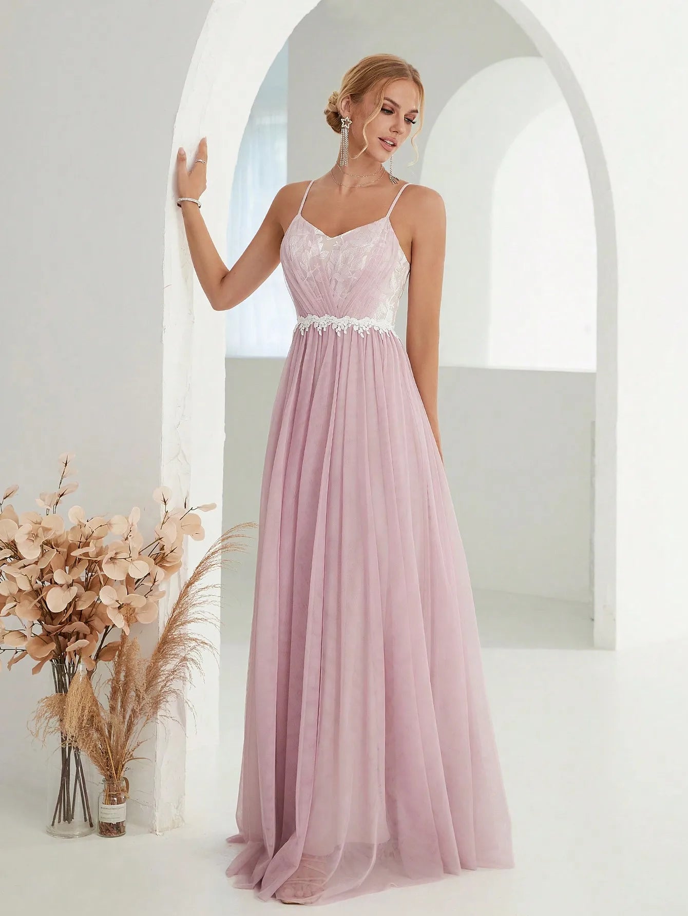 Mgiacy Halter mesh cross folding lace contrasting long dress