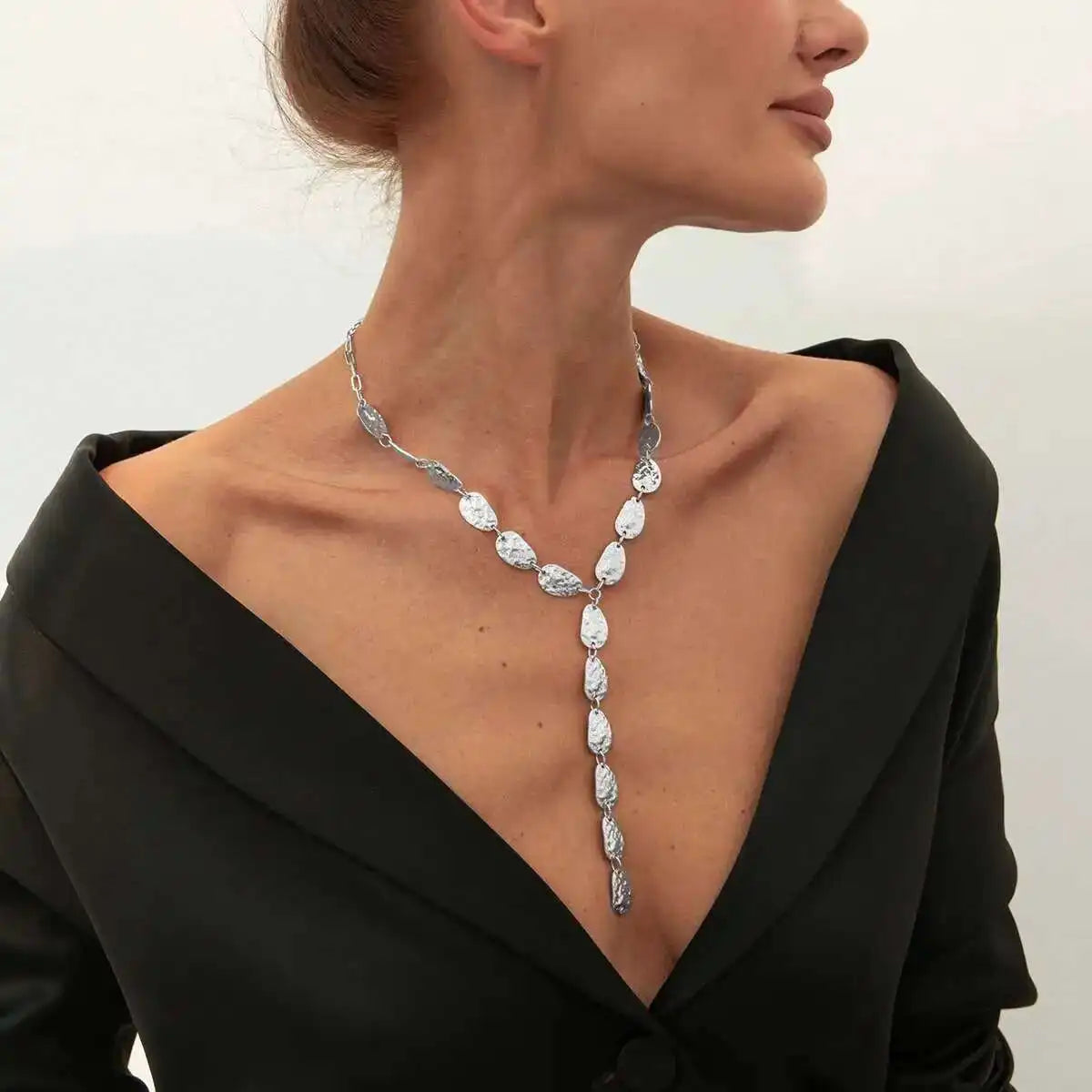 Salircon Vintage Irregular Baroque Y-shaped Necklace Women 2025 New Simple Geometric Pendant Necklace Daily Jewelry Accessories