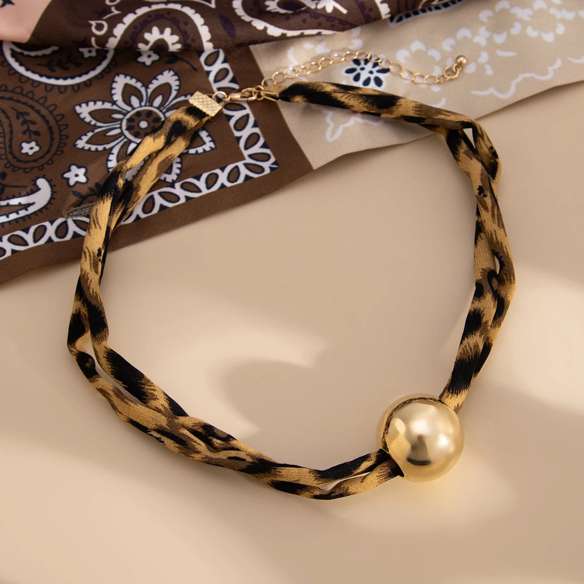 KunJoe 7 Styles Metal Starfish Conch Heart Pendant Necklace Women Leopard Pattern Soft Cotton Velvet Short Choker Neck Chain