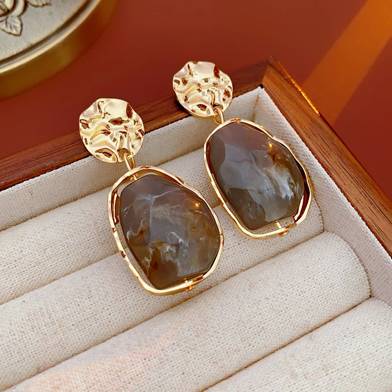 Retro Geometric Resin Drop Earings For Women Water Drop Pendant Earrings for Banquet Party Female Ear Jewelry Gift