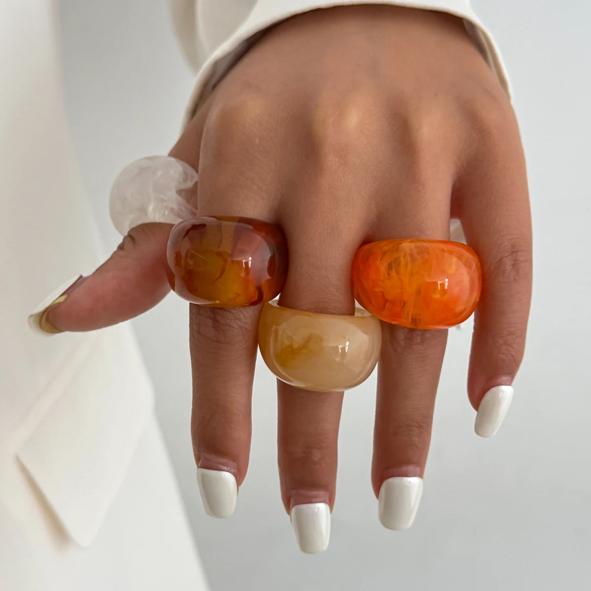 Salircon Y2K Korean Simple Resin Acrylic Rings Women Trendy Round Big Kpop Finger Knuckle Rings Aesthetic Jewelry Female Gifts