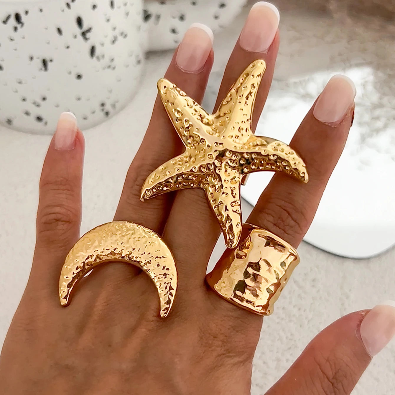 Salircon Vintage Exquisite Big Flower Butterfly Ring for Women Irregular Geometric Metal Finger Ring Female Jewelry Gift