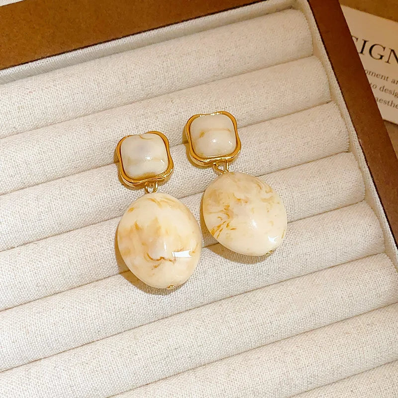 Retro Geometric Resin Drop Earings For Women Water Drop Pendant Earrings for Banquet Party Female Ear Jewelry Gift