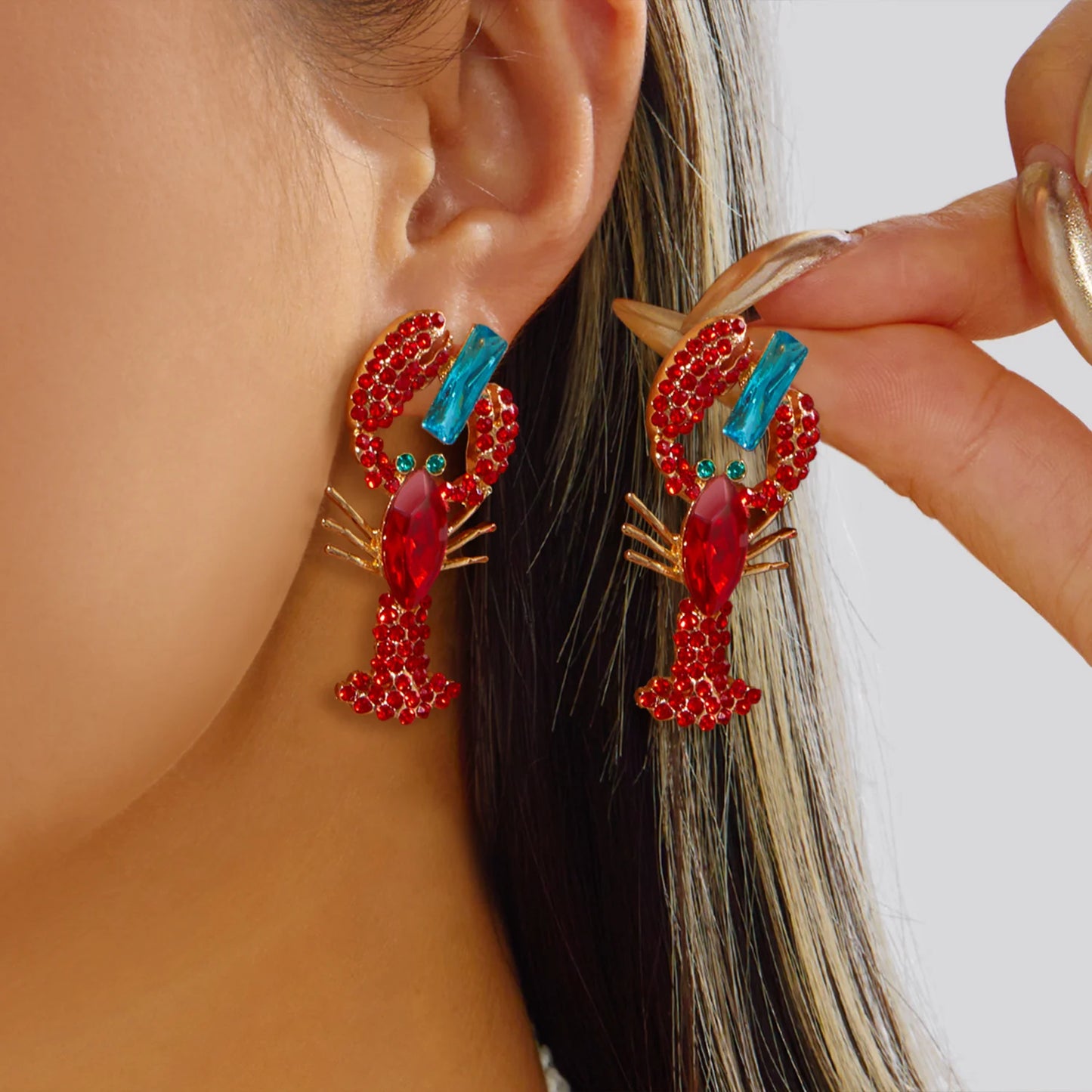 Personality Splicing Lobster Earrings for Women Metal Starfish Shell Animal Dangle Earrings Summer Beach Holiday Party Jewelry