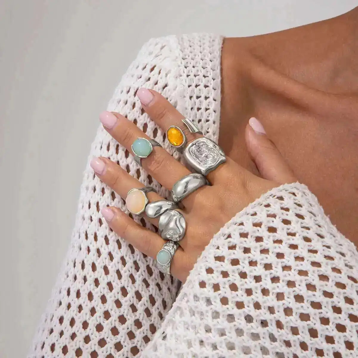 Salircon 7Pcs/Set Trendy Colorful Crystal Open Rings for Women Luxury Chunky Finger Rings Fashion Banquet Jewelry Accessories