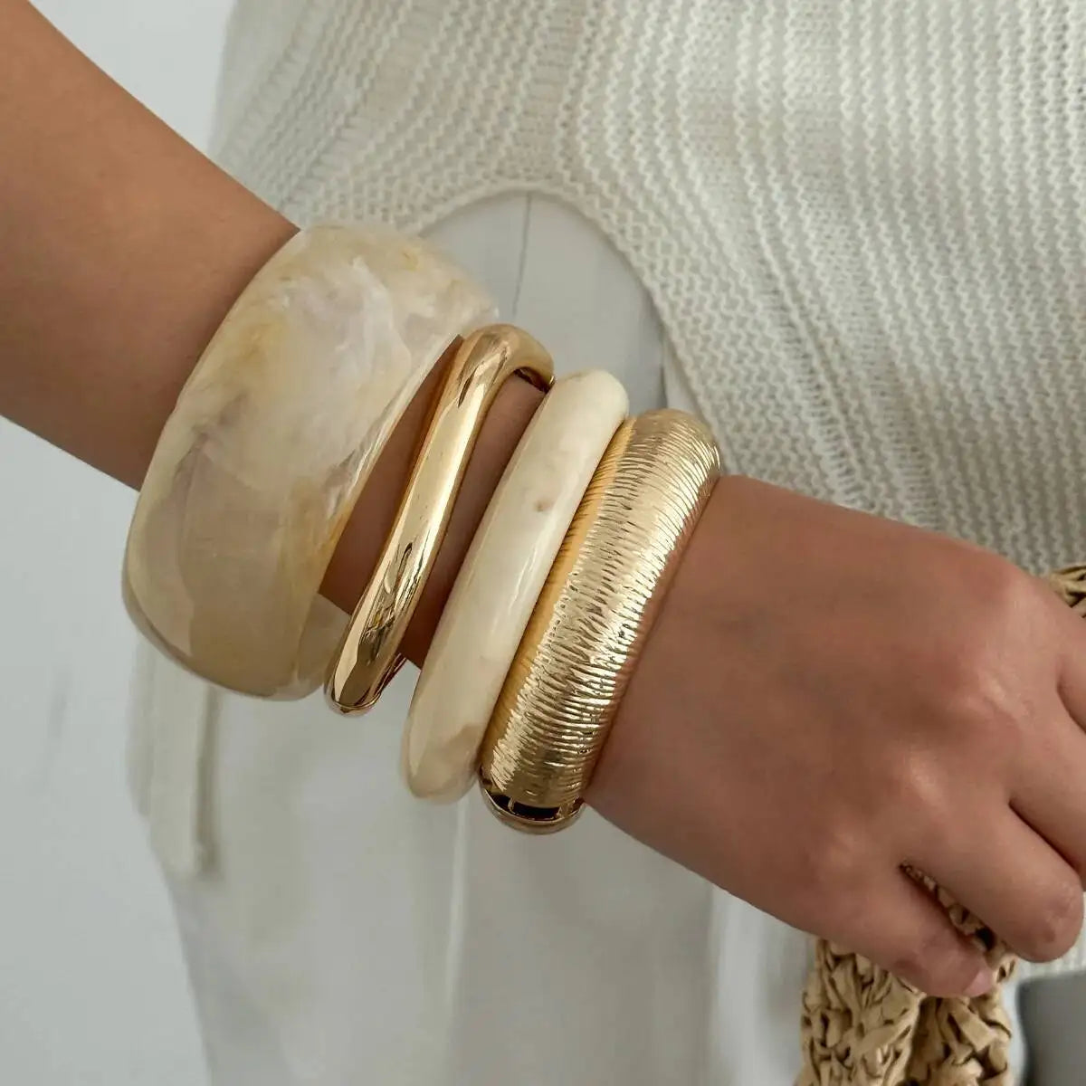 Salircon 2025 Bohemian Stacking Resin Bangles Women Trendy Irregular Geometric Chunky Cuff Bracelets Charm Couple Jewelry Gifts