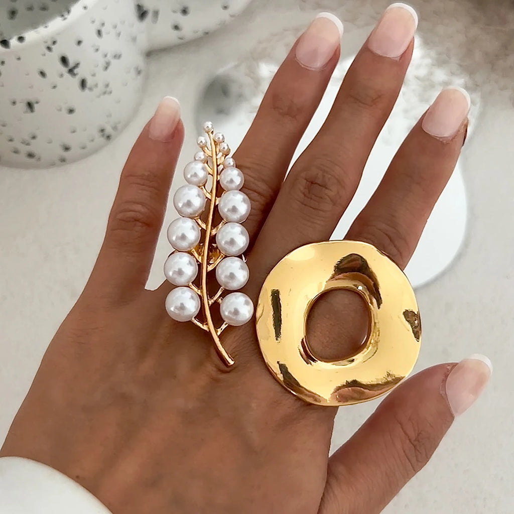 Salircon Aesthetic Design Inlaid Imitation Pearl Flower Leaf Ring for Women Vintage Circular Metal Finger Ring Party Jewelry