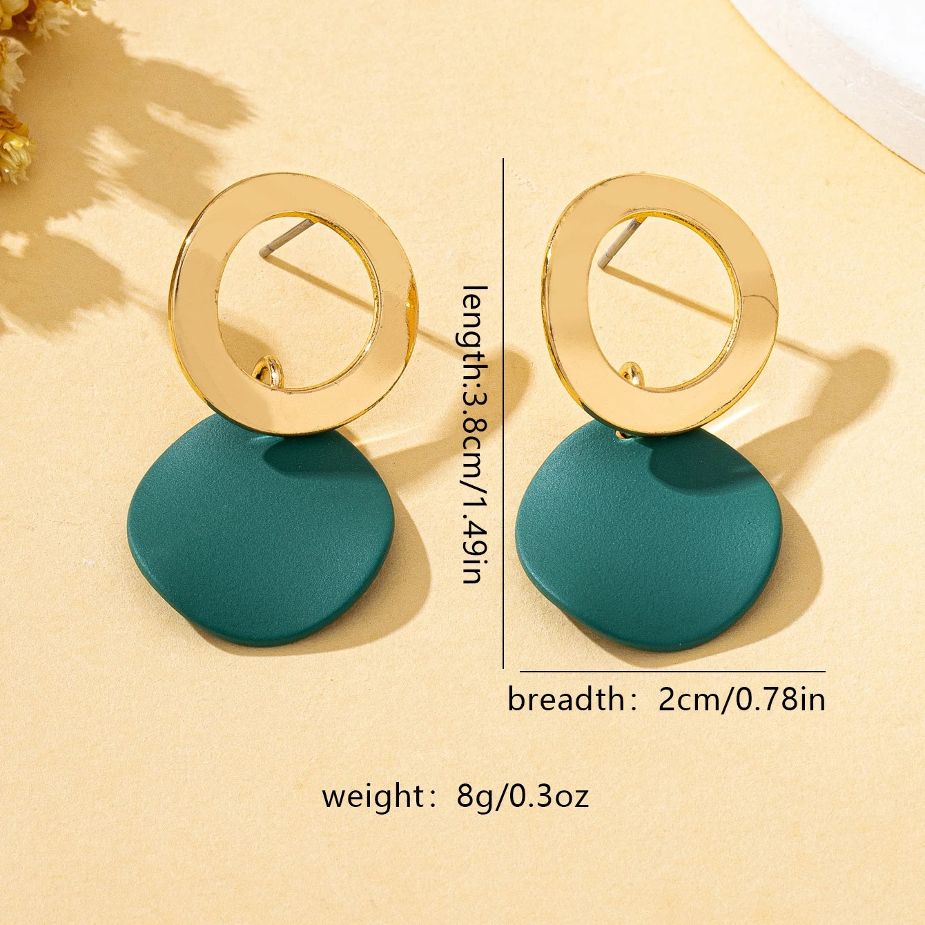 A Pair of Women's Earrings Wave Pattern Geometric Round Disc Stud Earrings Suitable for Daily and Vacation Wear