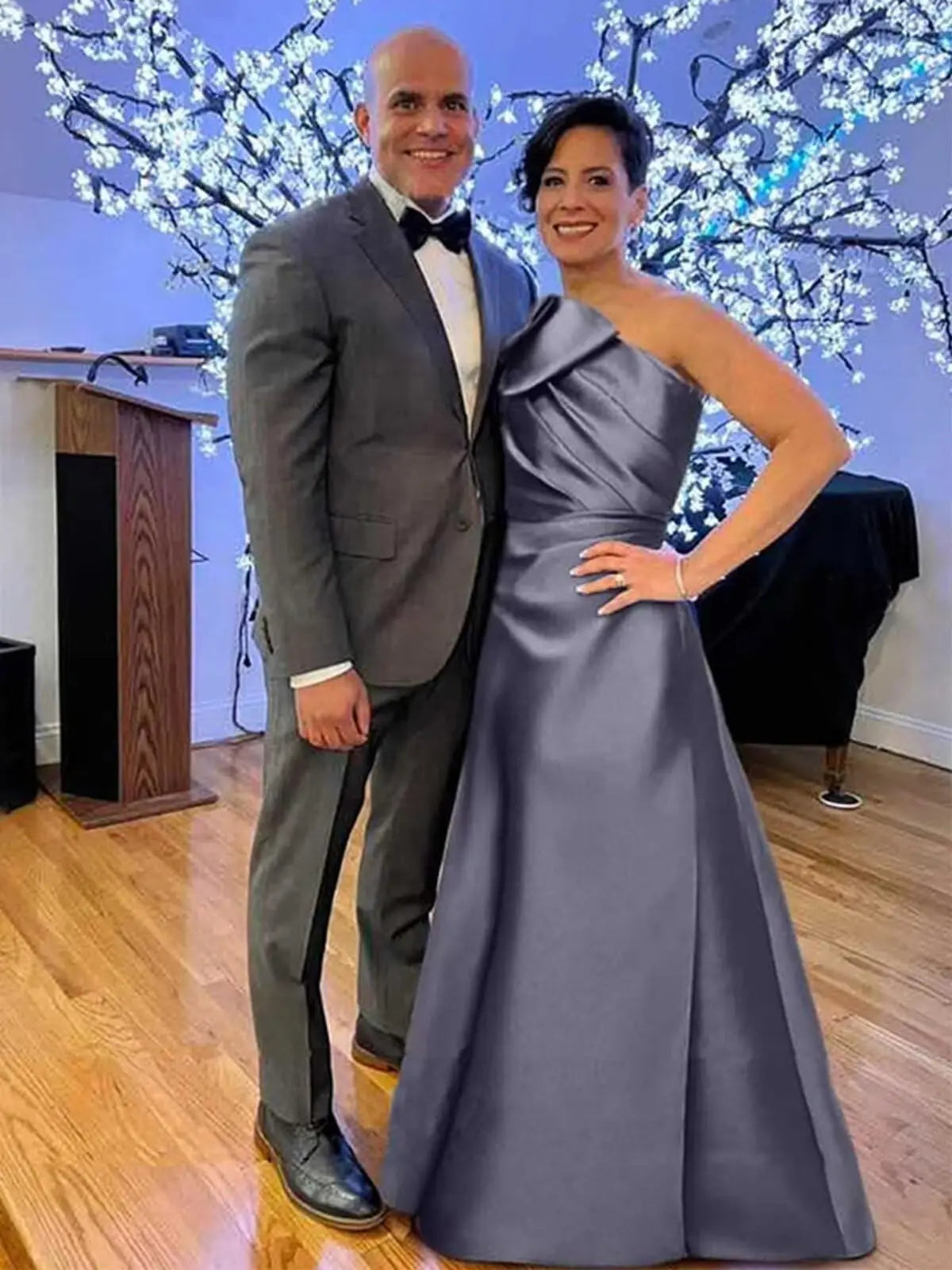 Women’s One Shoulder Prom Dresses Satin Mother of The Bride Dresses A Line Modest Formal Evening Gown with Bow