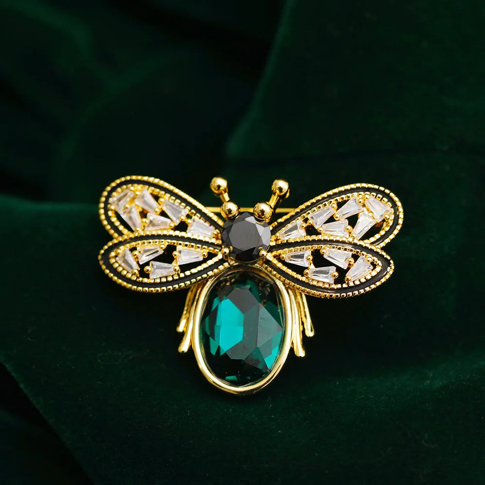 SKEDS Luxury Exaggerated Vintage Women Crystal Bee Brooch Pin Fashion Elegant Lady Exquisite Insect Rhinestone Badges