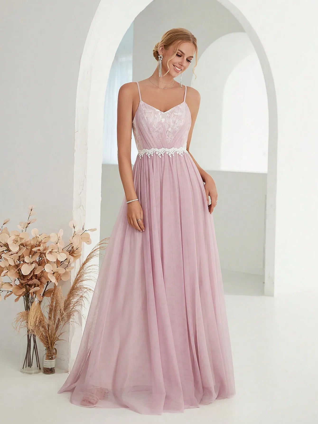 Mgiacy Halter mesh cross folding lace contrasting long dress