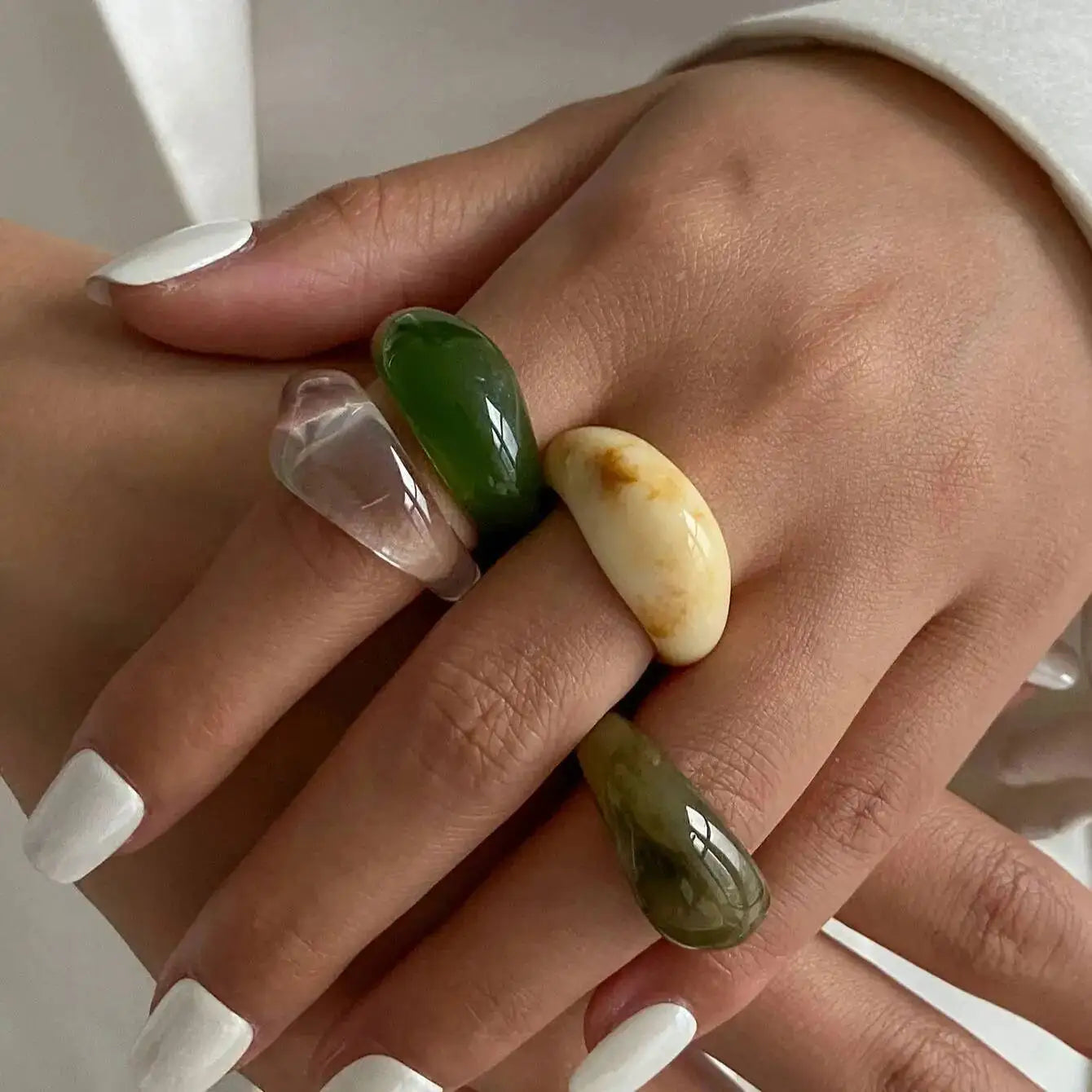 Salircon Trendy Creative Irregular Resin Acrylic Rings for Women Punk Charm Geometric Oval Finger Ring Jewelry Accessories Gifts