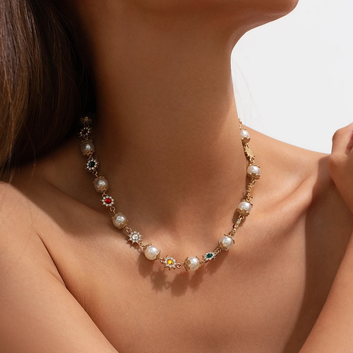 Salircon Luxury Rhinestone Flowers Beads Choker Necklace for Women Elegant Imitation Pearl Clavicle Chain Wedding Party Jewelry