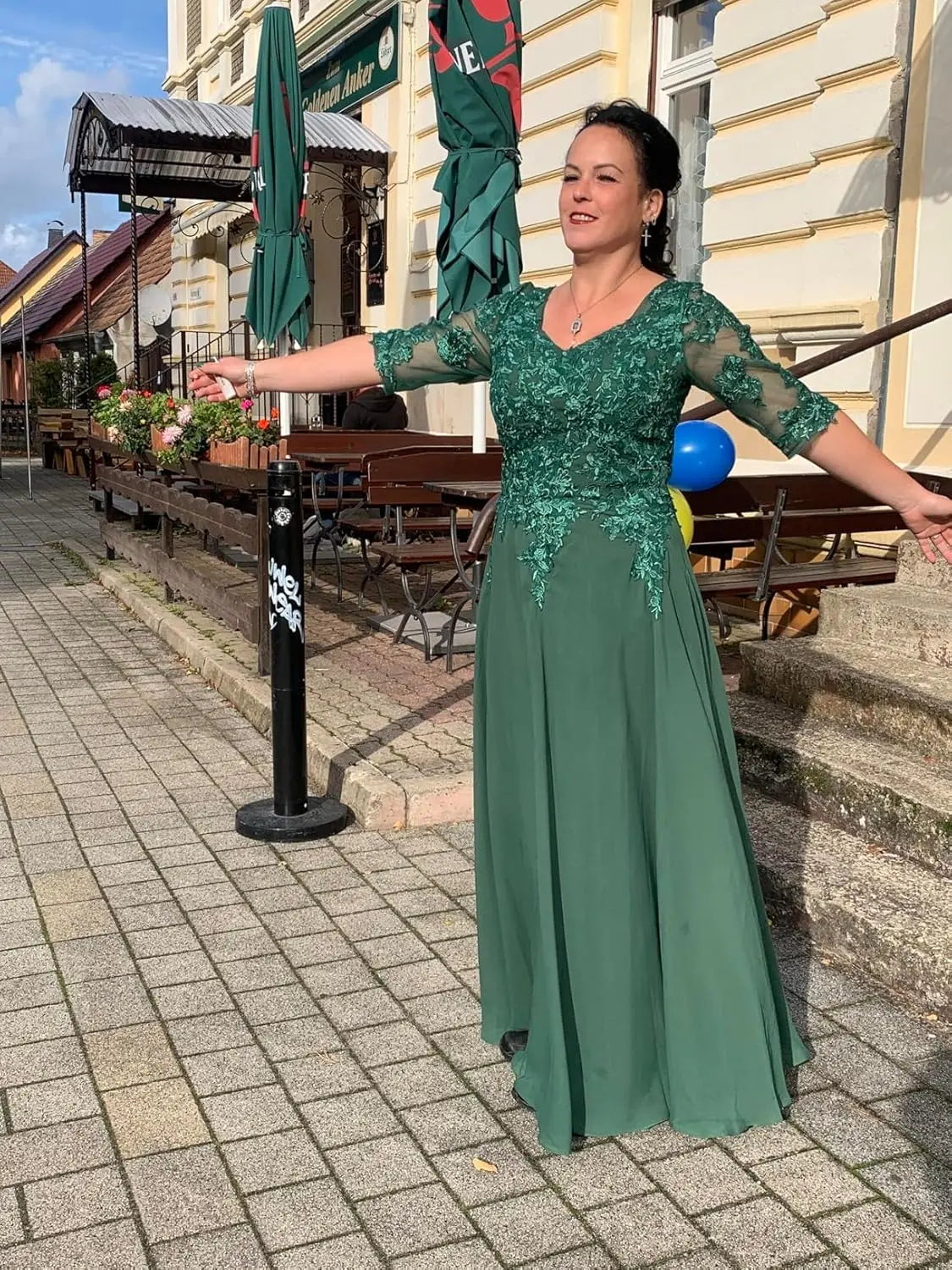 Elegant V Neck Lace Applique 3/4 Sleeve Mother of The Bride Dresses Chiffon A-Line Formal Evening Party Gowns