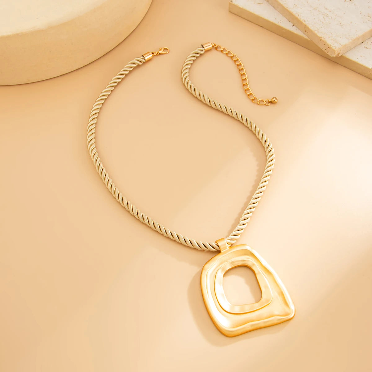 Salircon 2 Styles Vintage Geometric Large Square Hollowout Pendant Necklace for Women Punk Chunky Rope Chain Charm Jewelry Gifts