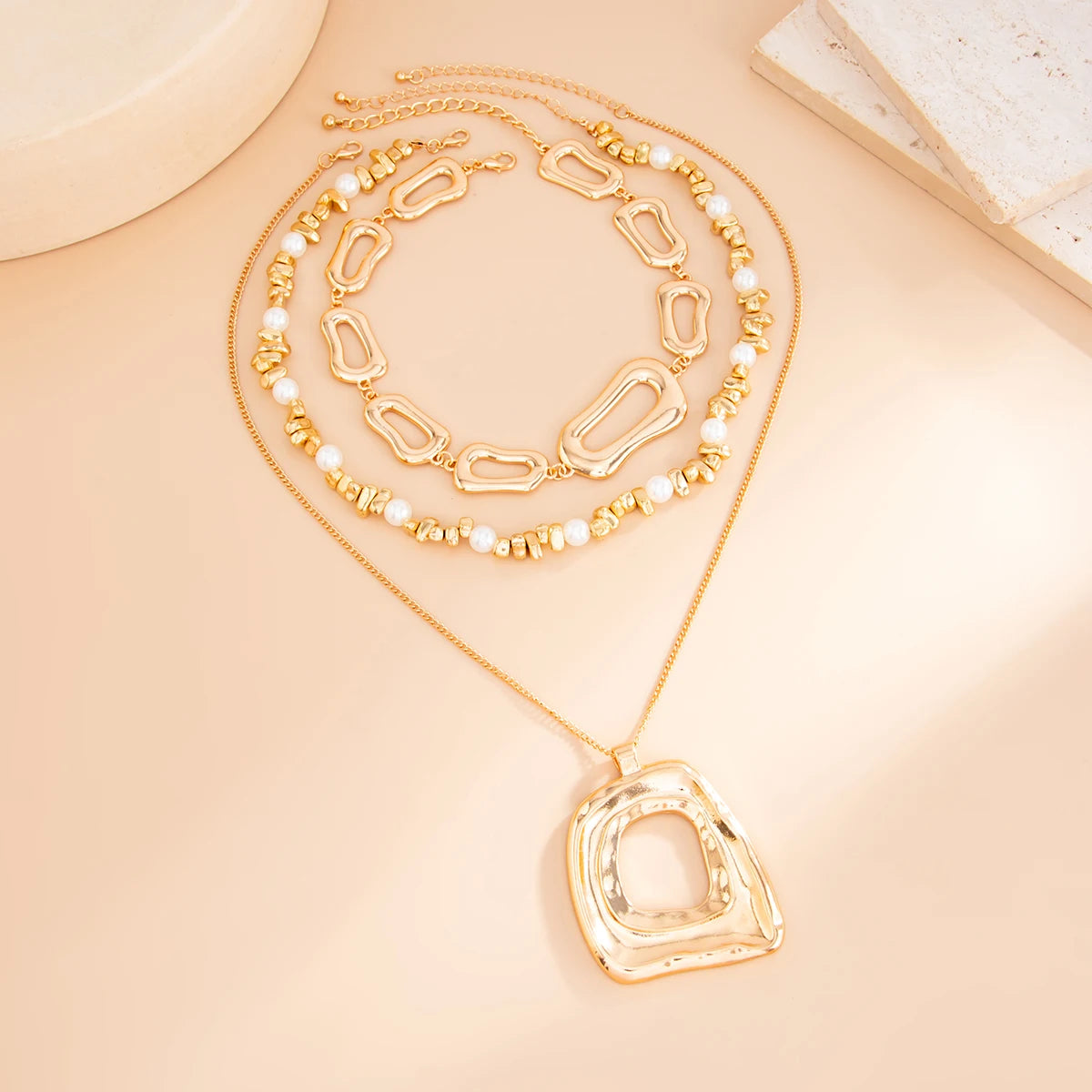 Salircon 2 Styles Creative Irregular Big Square Pendant Necklace Women Punk Exquisite Imitation Pearl Choker Aesthetic Jewelry