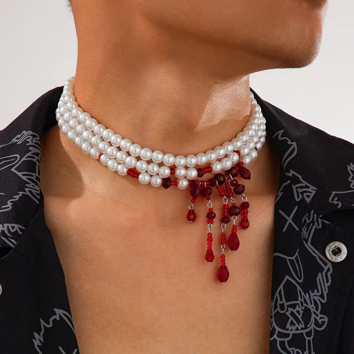 Salircon Dripping Blood Imitation Pearls Men Necklace Halloween Choker Gothic Style Pearls Creative Tassel Choker Necklace