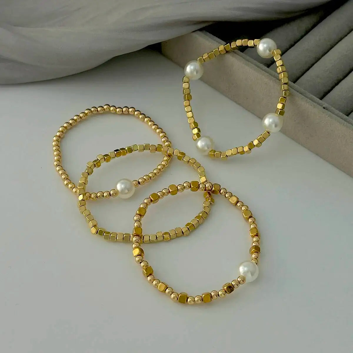 Salircon 4 Pcs/Set Bohemian Imitation Pearl CCB Beaded Bracelets for Women Vintage Handmade Stretch Bangle Couple Trendy Jewelry