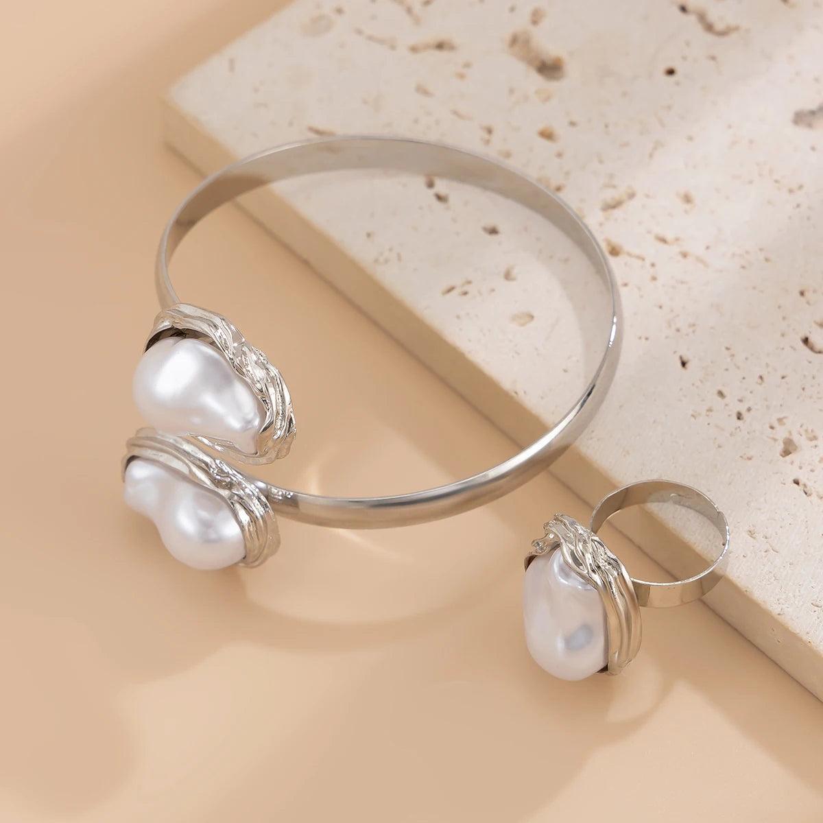 Salircon Elegant Luxury Imitation Pearl Collar Necklace Bangles Ring for Women Trend Opening Choker Bride Wedding Jewelry Set