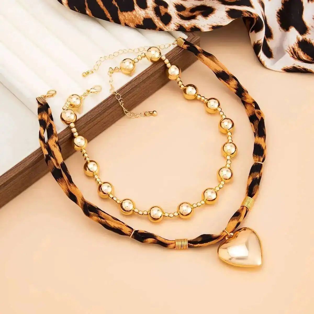 KunJoe 2Pcs/Set Retro Leopard Print Cotton Rope Chain Choker Necklace for Women Punk Big Heart Pendant Necklace Fashion Jewelry