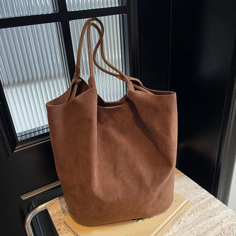 Retro Women's Suede Shoulder Bag New Solid Colors High Capacity Casual Tote Zippered Versatile Sewing Thread for Crafting