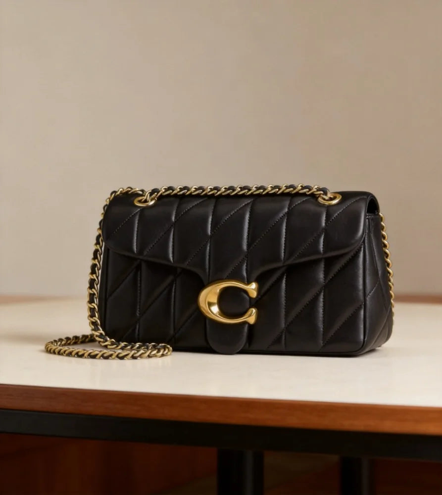 2026 high-end fashion diamond patterned chain shoulder crossbody bag, buy a small square bag and make a profit