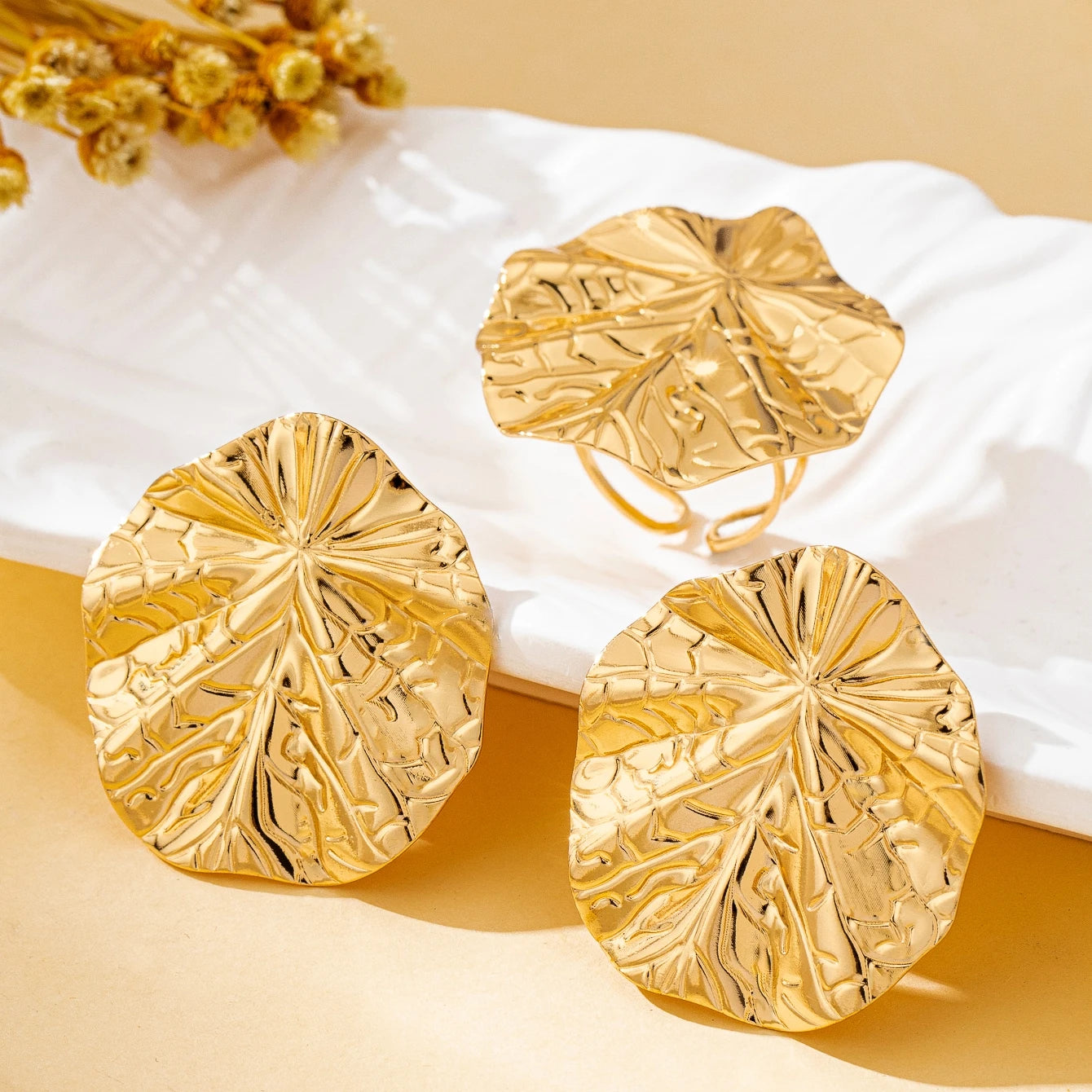 Irregular Round Hammered Pattern Earrings and Ring Set