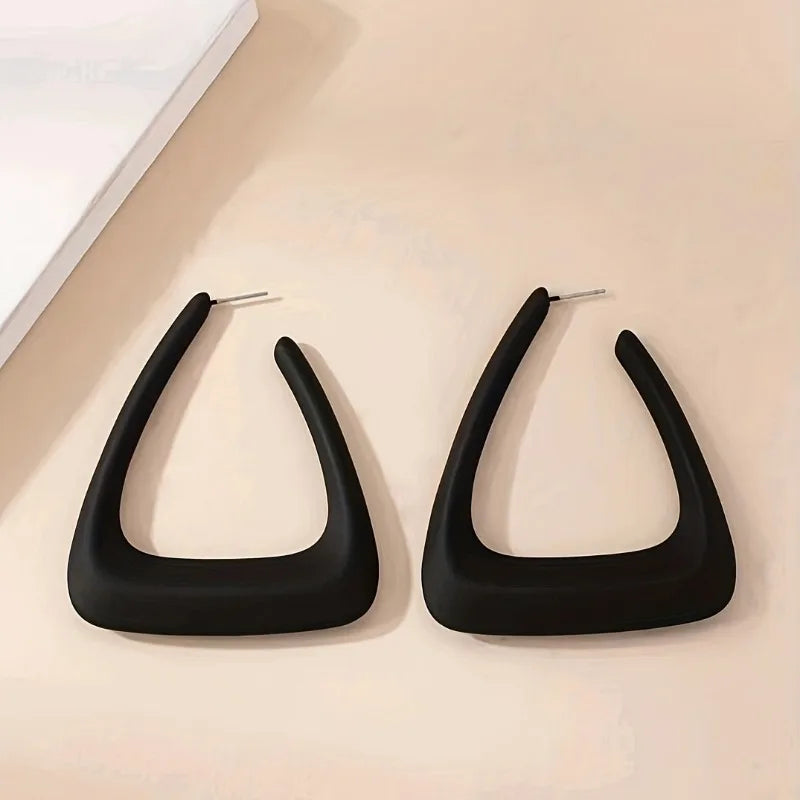 Exaggerated Irregular Geometric Hoop Earrings Fashion Simple Versatile Perfect Women's Daily Parties Dates Wearing Earrings