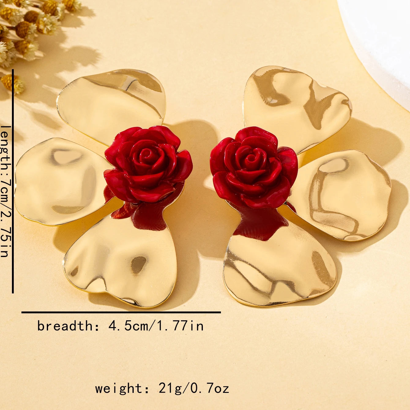 A Pair of Women's Earrings with Exaggerated Three-Dimensional Flower Petals, Sweet Holiday-Style Earrings, Suitable for Daily Wear and Vacation Wear