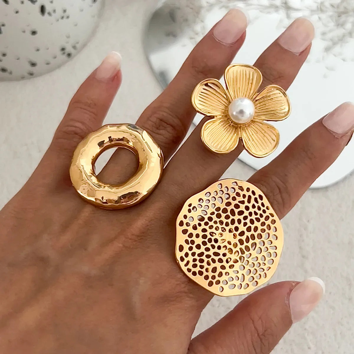 Salircon Vintage Exquisite Big Flower Butterfly Ring for Women Irregular Geometric Metal Finger Ring Female Jewelry Gift