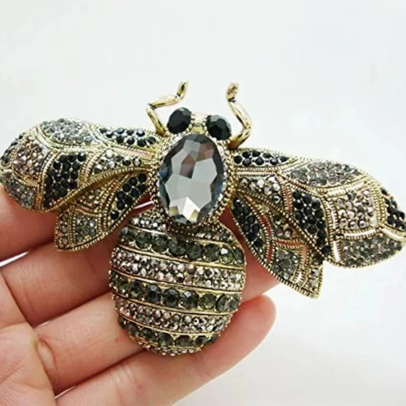 SKEDS Luxury Exaggerated Vintage Women Crystal Bee Brooch Pin Fashion Elegant Lady Exquisite Insect Rhinestone Badges