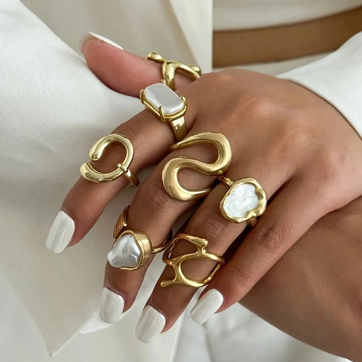 Salircon 7Pcs/set Punk Geometric Irregular Metal Open Rings for Women Trendy Exquisite Imitation Pearl Knuckle Ring Jewelry Gift