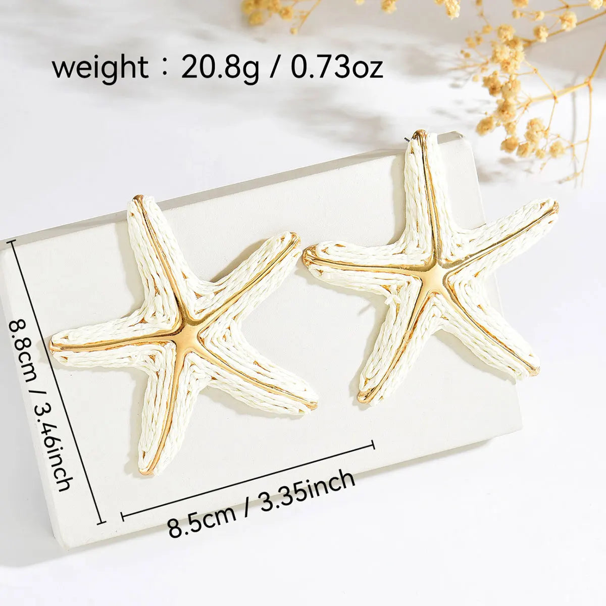 Women Handmade Woven Raffia Starfish Earrings Gold Metal Center Ocean Sea Star Stud Earrings Bohemian Holiday Beach Accessories