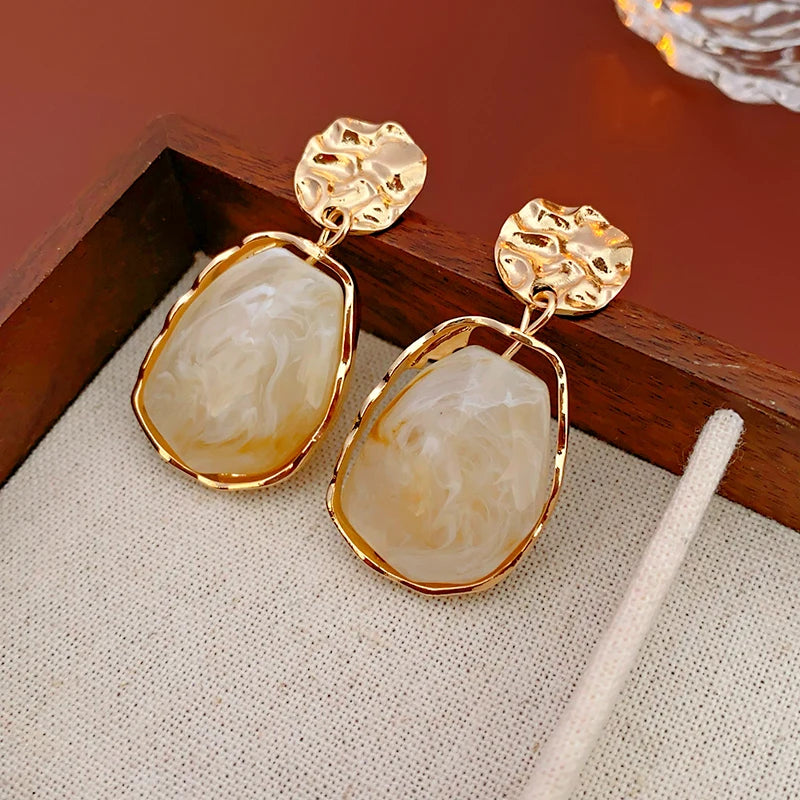 Retro Geometric Resin Drop Earings For Women Water Drop Pendant Earrings for Banquet Party Female Ear Jewelry Gift