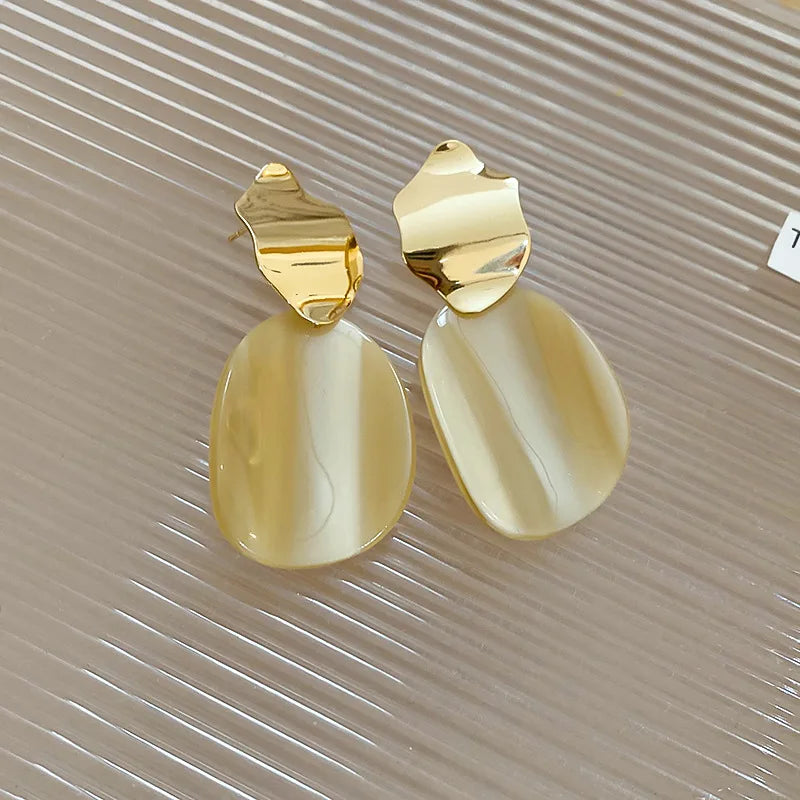 Retro Geometric Resin Drop Earings For Women Water Drop Pendant Earrings for Banquet Party Female Ear Jewelry Gift