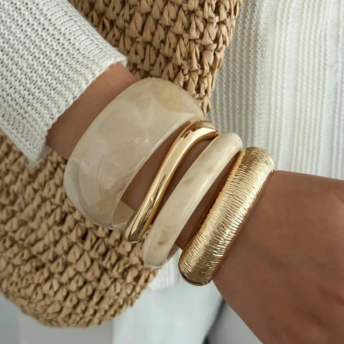 Salircon 2025 Bohemian Stacking Resin Bangles Women Trendy Irregular Geometric Chunky Cuff Bracelets Charm Couple Jewelry Gifts