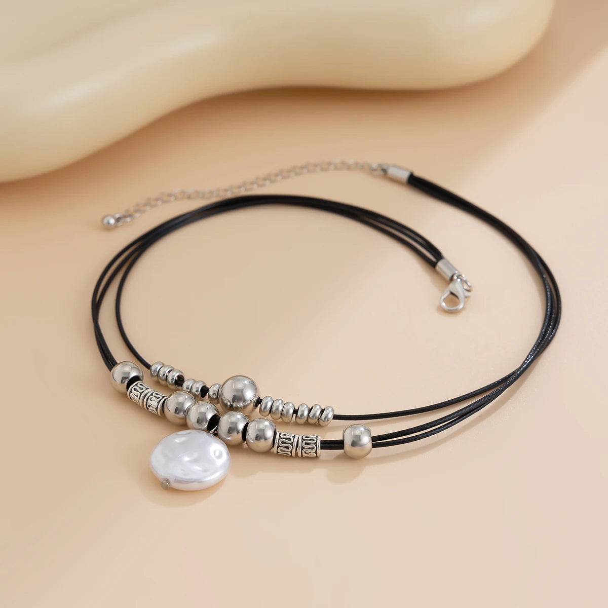 KunJoe Vintage Multilayer Leather Rope Chain Beaded Choker Short Necklace Women Ethnic Imitation Pearl Pendant Necklace Jewelry