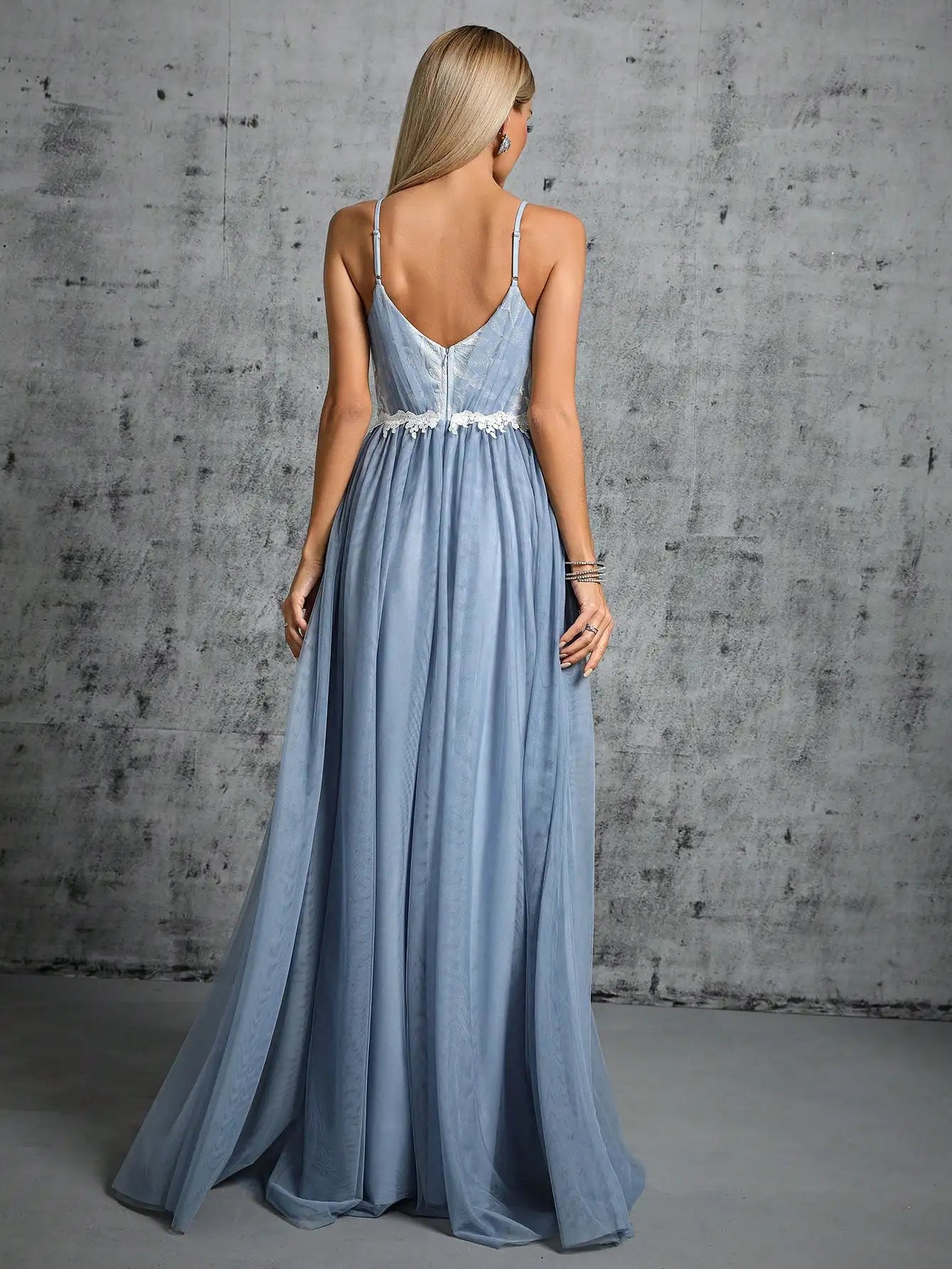 Mgiacy Halter mesh cross folding lace contrasting long dress