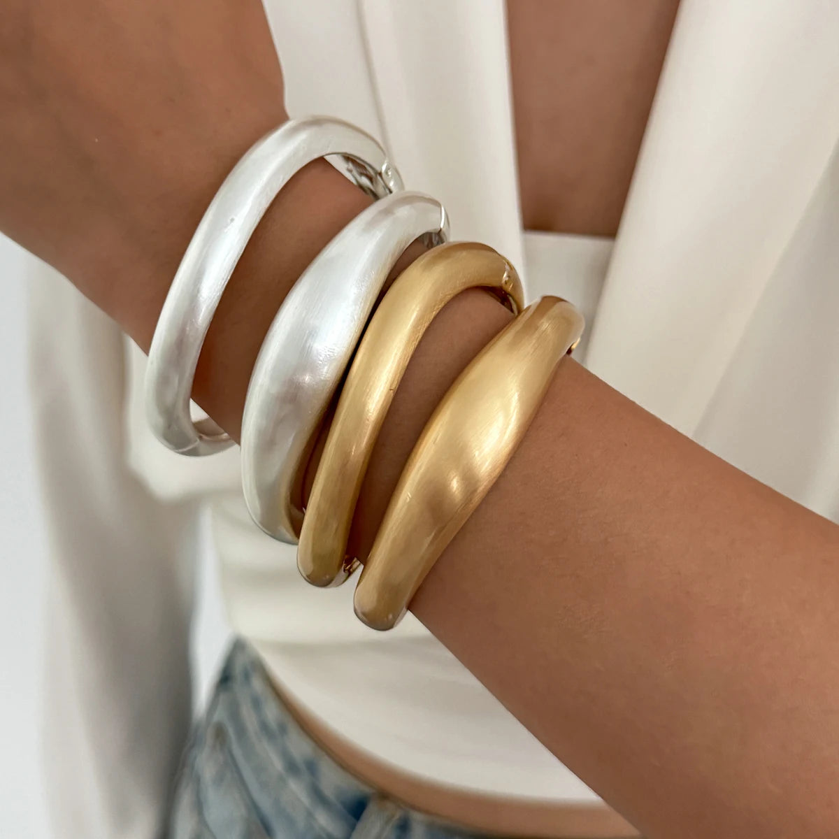 Salircon Punk Geometric Chunky Heavy Frosted Metal Bracelets Woman Jewelry Hip Hop Simple Open Cuff Spring Bangles Mujer Jewelry